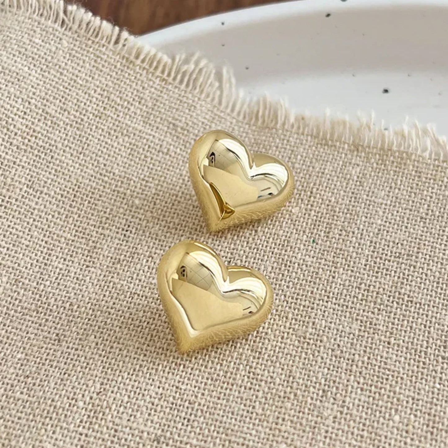 Aretes de boton diseño corazon efecto espejo